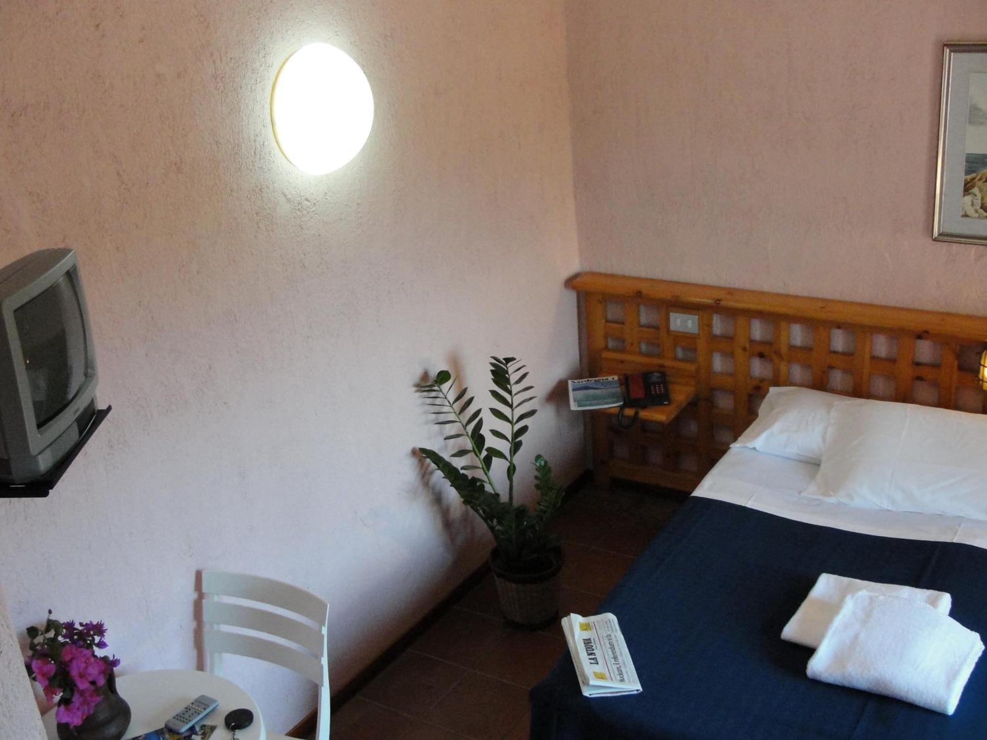 Hotel Scintilla San Teodoro  Esterno foto