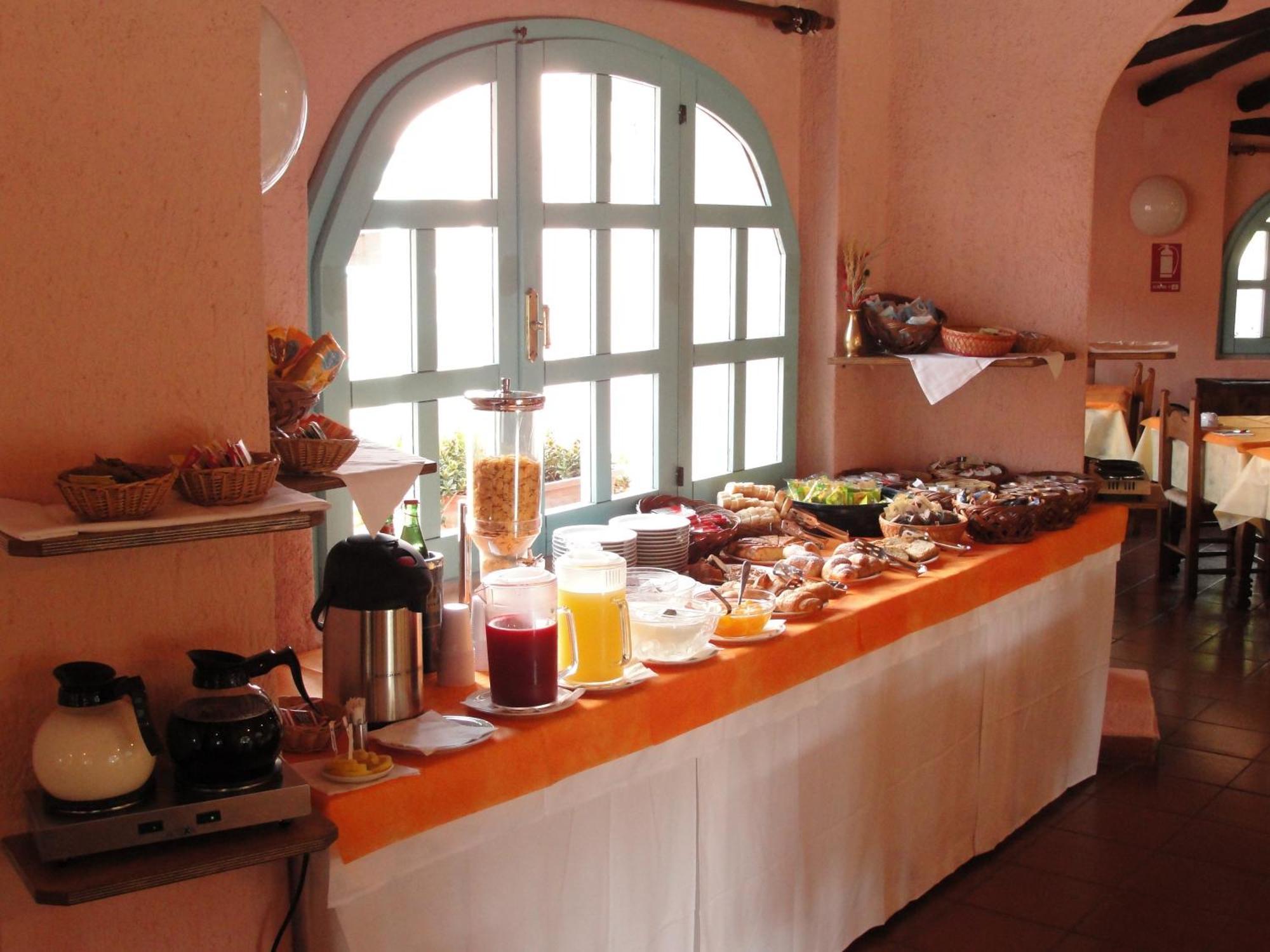 Hotel Scintilla San Teodoro  Esterno foto