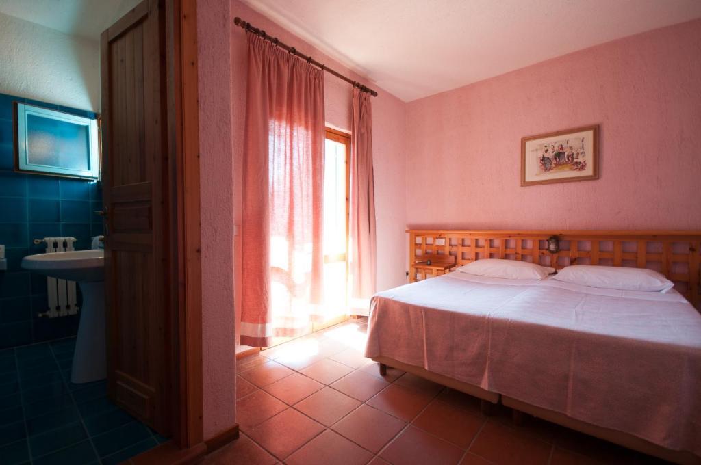 Hotel Scintilla San Teodoro  Camera foto