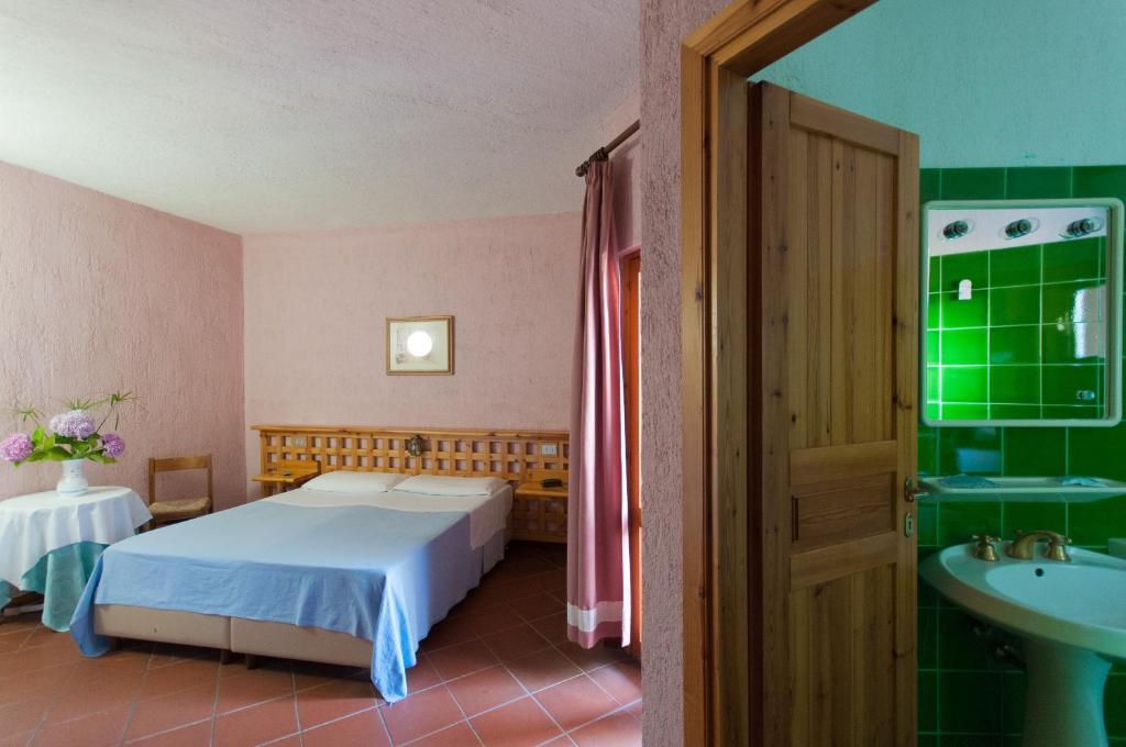 Hotel Scintilla San Teodoro  Camera foto